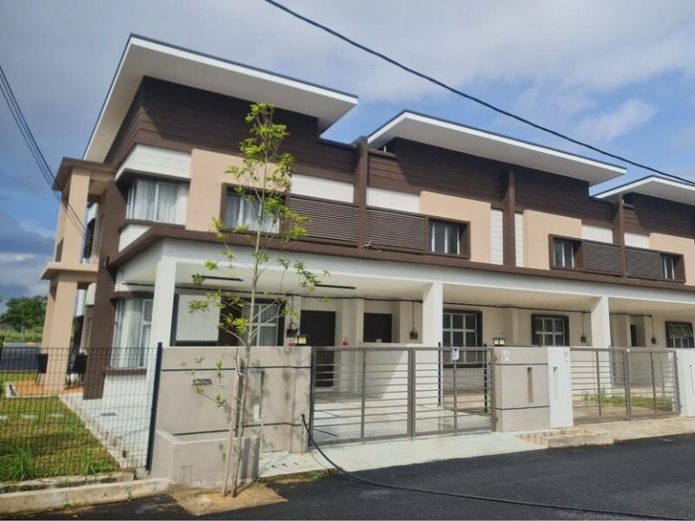 Condo vs Landed Property In Malaysia — Which One Fits Your Lifestyle Better?