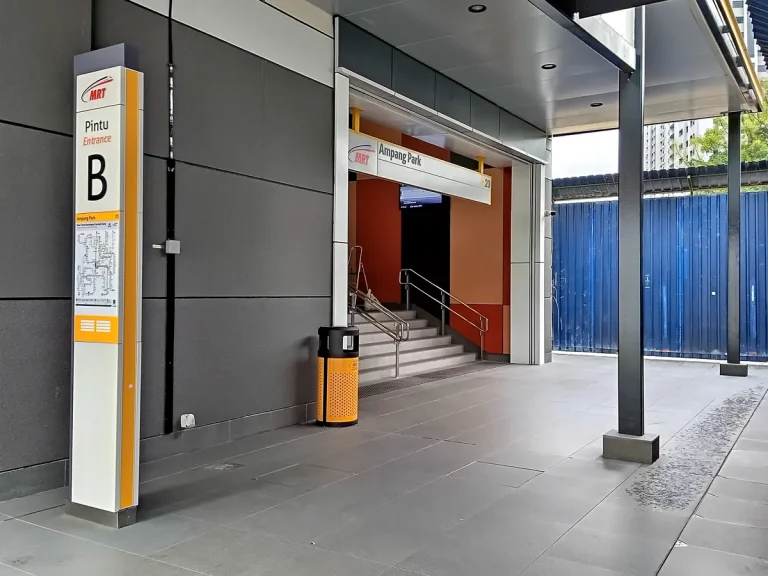 Entrance B of Ampang Park MRT station, showing the station sign and entrance stairs